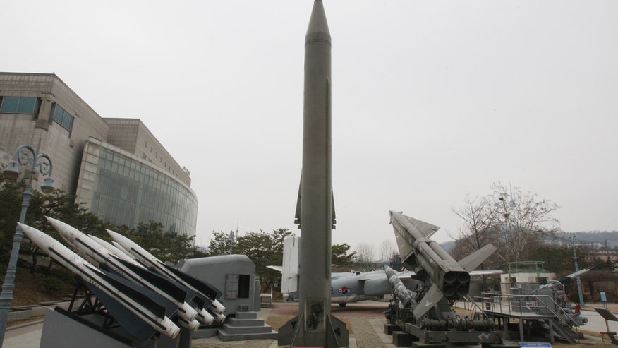 North_korea_mock_rocket